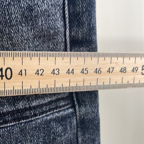 Mother - High Rise Wide Legged Pants - Dark Wash - 26 - Picture 12 of 16